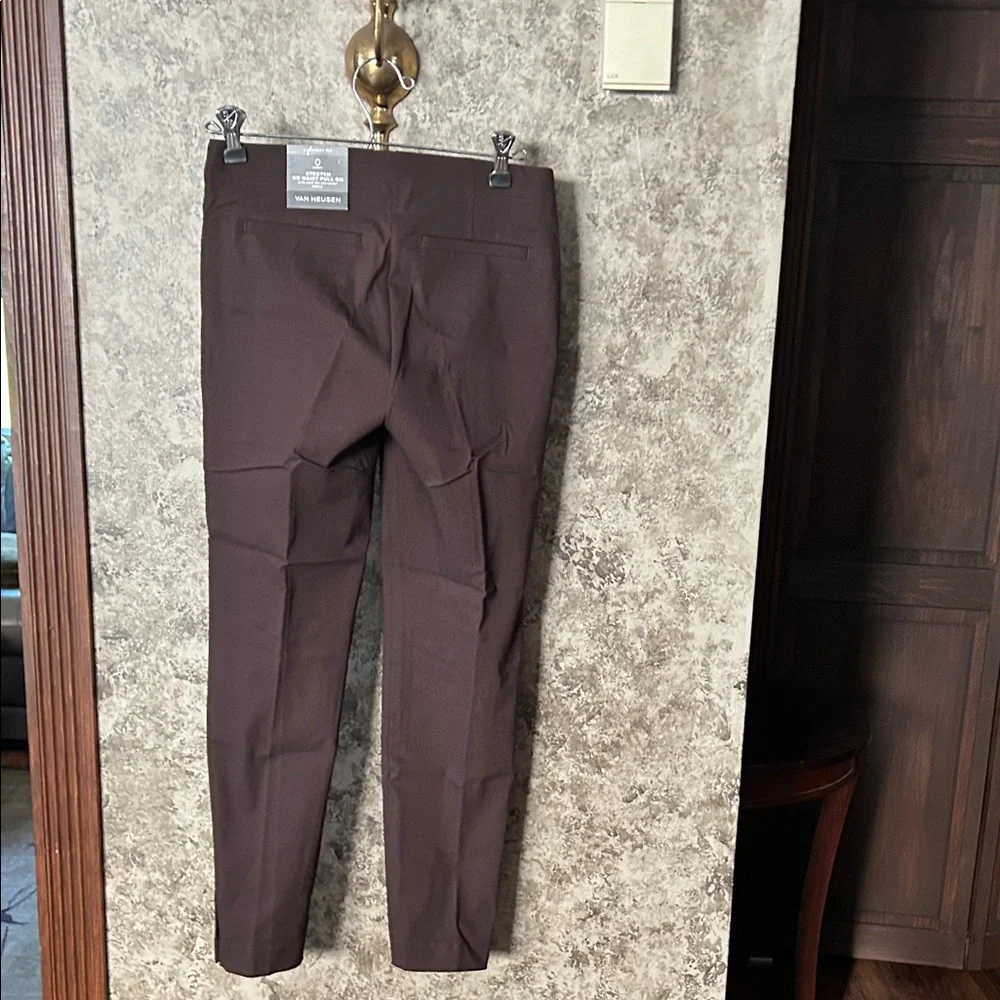 Van Heusen Womens Dark Brown Chinos -Size 0 Short. Pull on. - Picture 3 of 10